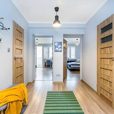 Serene In The Center - By Upstairs Apartment Krakow